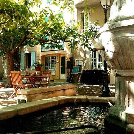 De La Fontaine Apartmán *